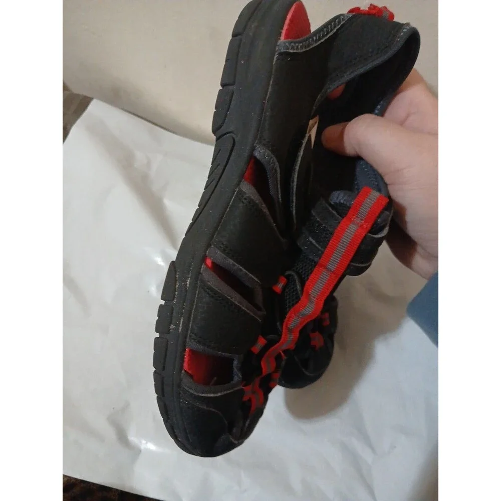 Falls Creek Boys Water Fisherman Sandals, Size 4 Black & Red, Enclosed toe